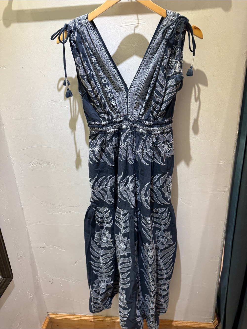 V-Neck Navy Floral Tie-Shoulder Midi Dress